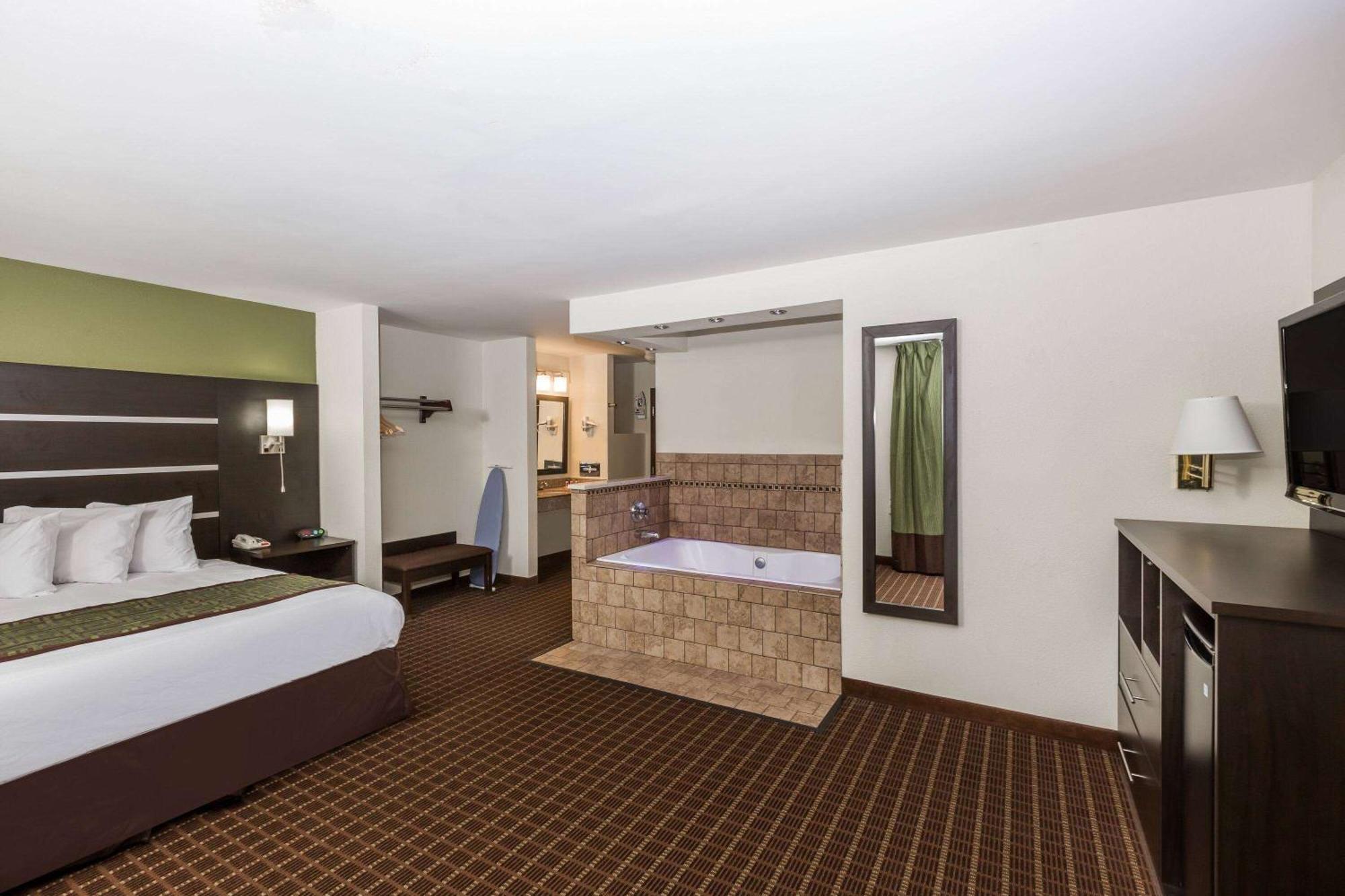 Baymont By Wyndham Louisville South I 65 Brooks Kültér fotó